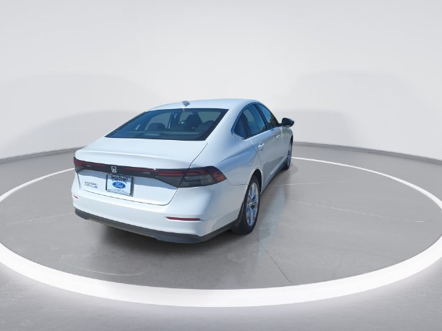 Used 2025 Honda Accord LX image 7