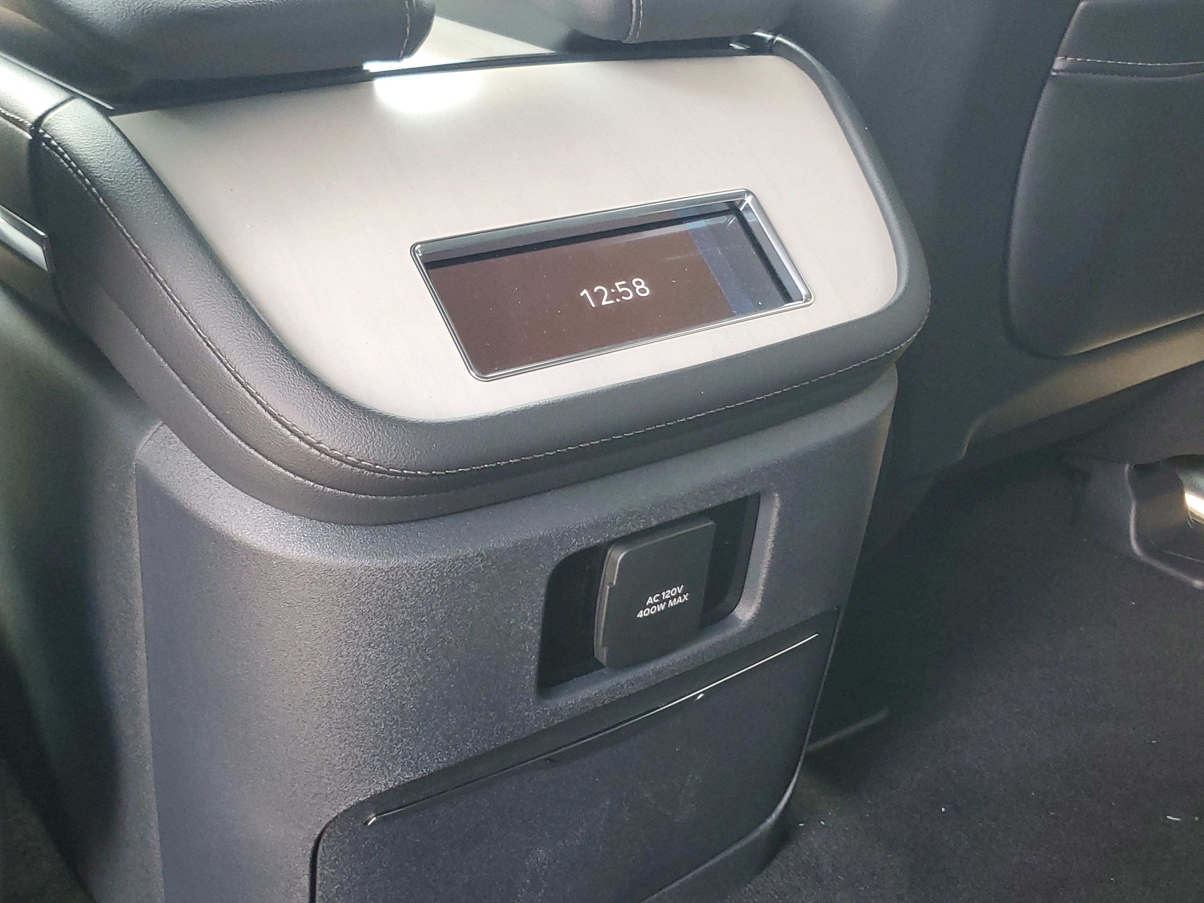 New 2027 Lincoln Navigator Reserve w/ Jet Appearance Package AWD/4WD image 28