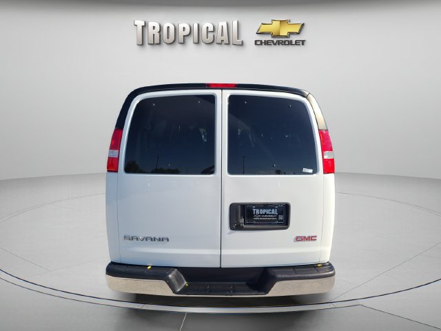 Used 2025 GMC Savana 3500 LT w/ LT Preferred Equipment Group RWD image 4