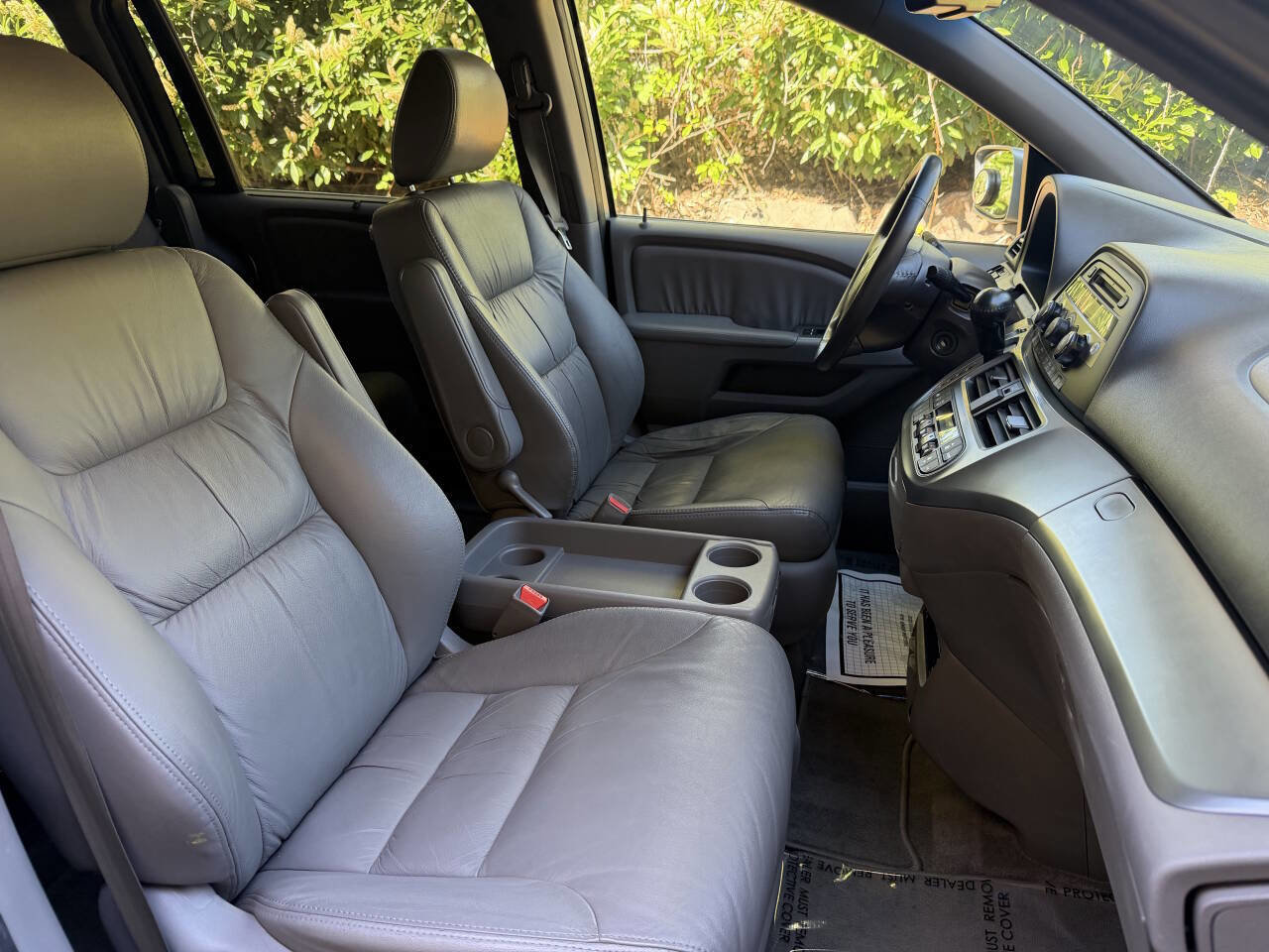 Used 2010 Honda Odyssey EX-L image 17