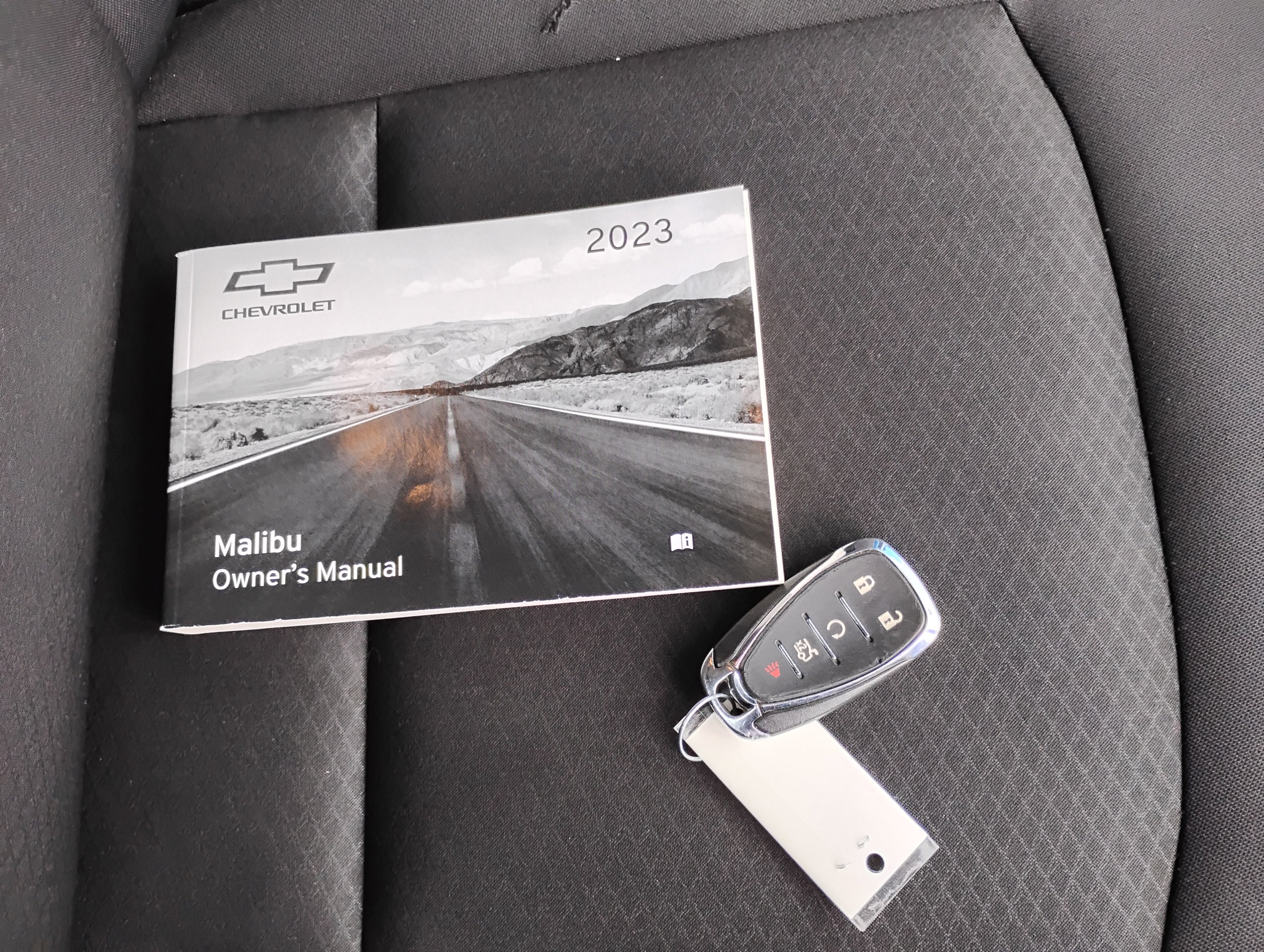 Used 2023 Chevrolet Malibu LT image 38