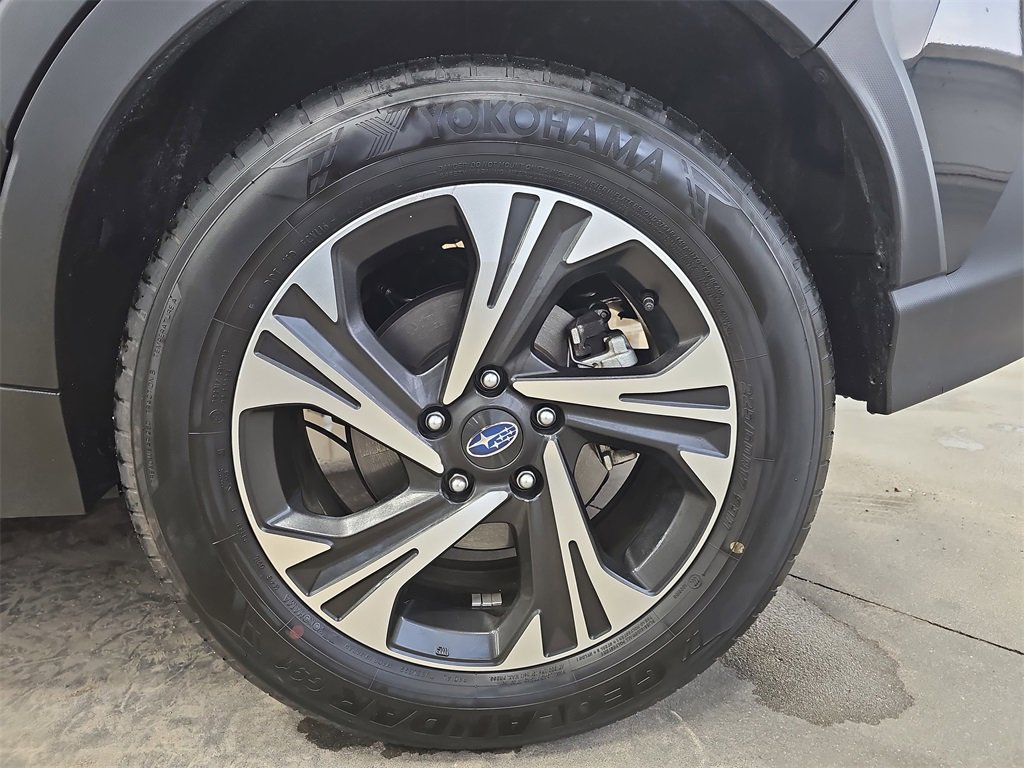 Used 2024 Subaru Crosstrek 2.0i Premium image 33