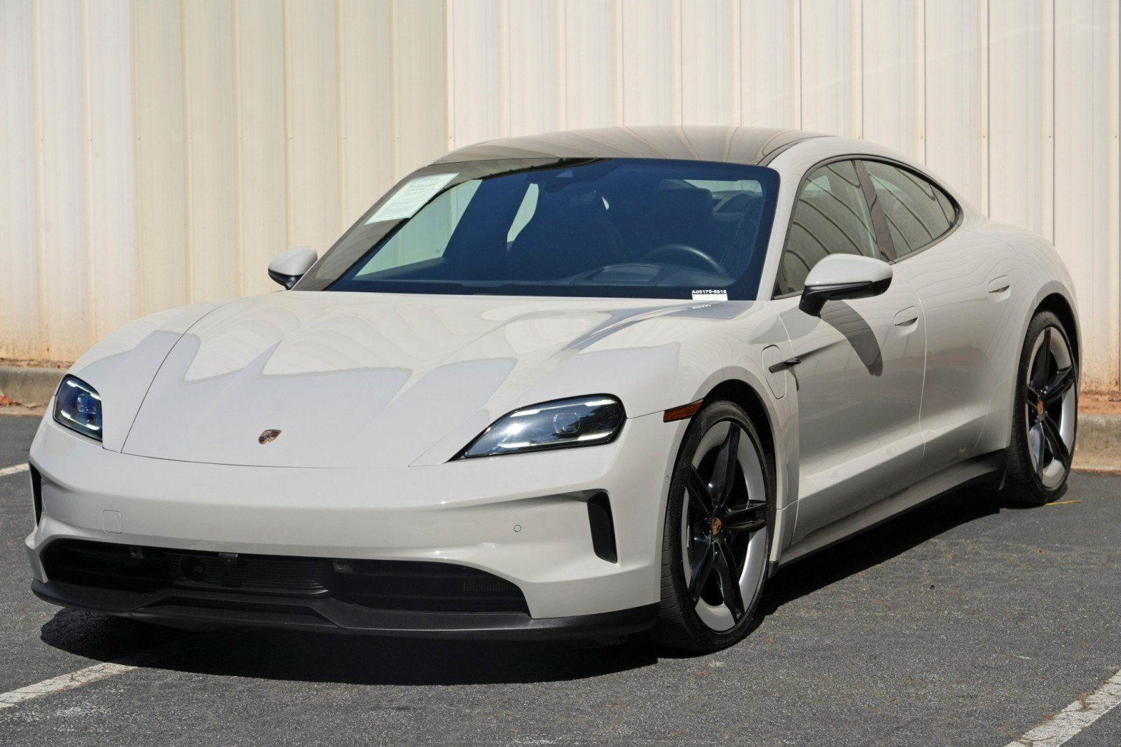 Used 2025 Porsche Taycan w/ Premium Package RWD image 50