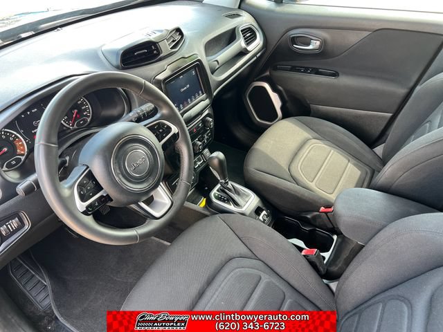 Used 2020 Jeep Renegade Latitude AWD/4WD image 13