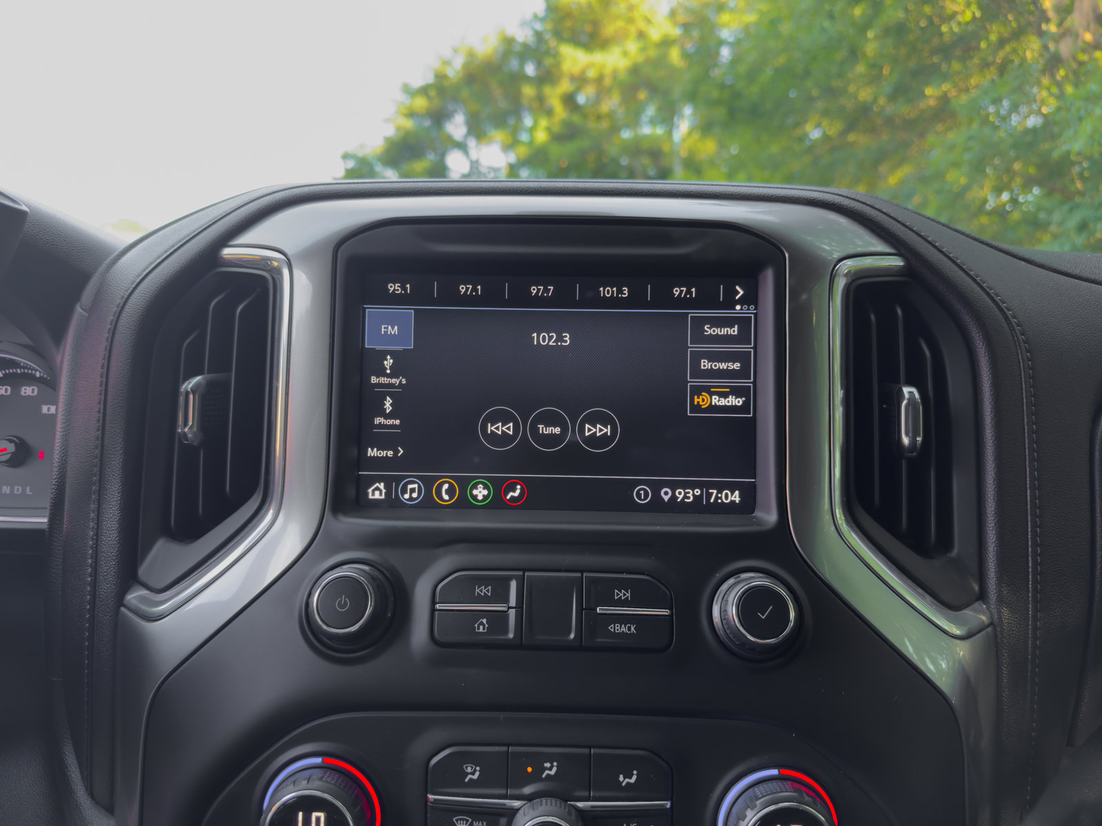 Used 2020 Chevrolet Silverado 1500 LT w/ All-Star Edition AWD/4WD image 8