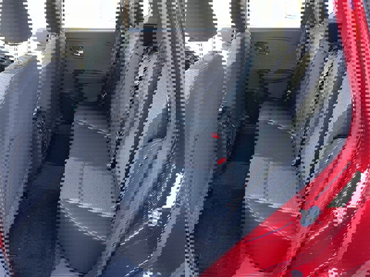 Certified 2023 Nissan Rogue SV image 24