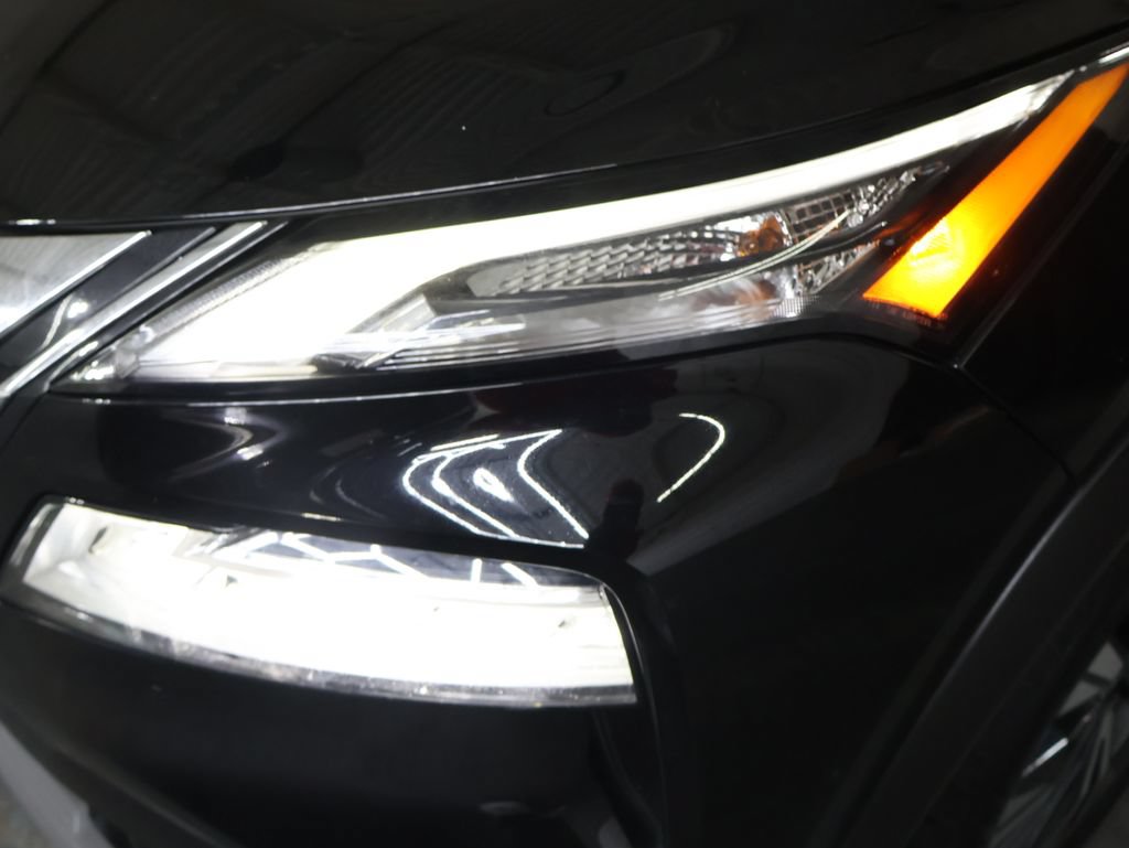 Used 2023 Nissan Rogue SV AWD/4WD image 29