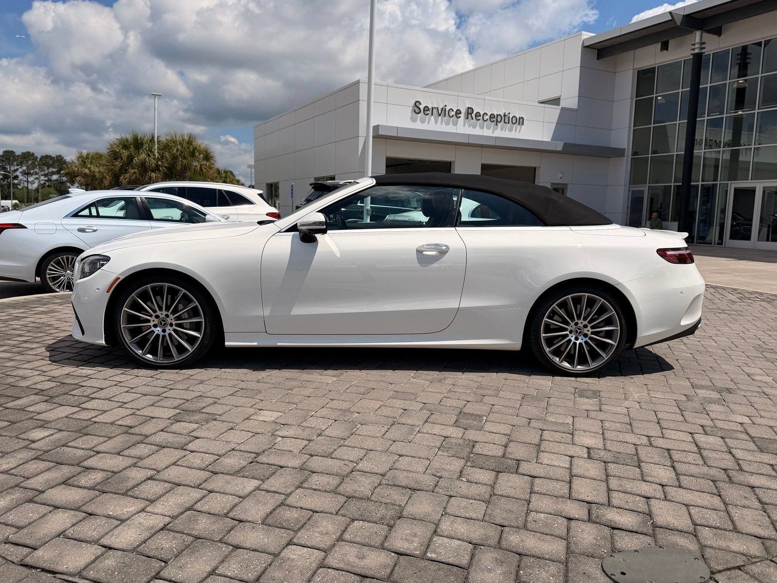 Used 2023 Mercedes-Benz E 450 Cabriolet image 10