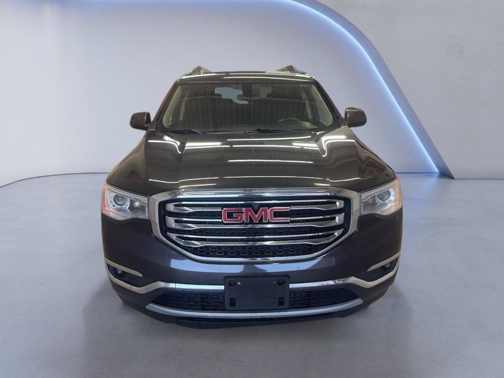 Used 2017 GMC Acadia SLE AWD/4WD image 2