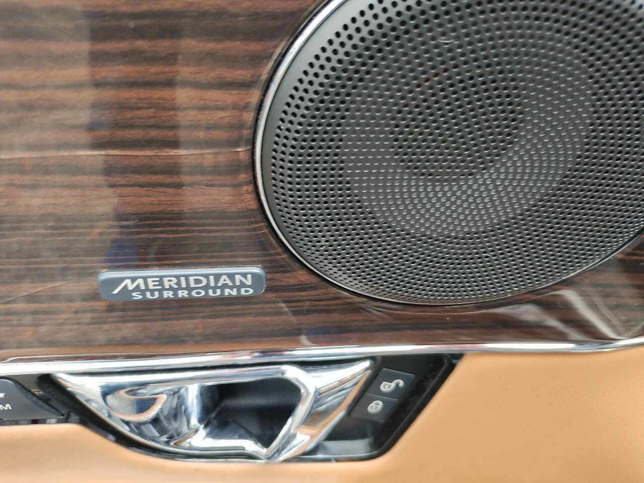 Used 2015 Jaguar XJ L Portfolio image 36