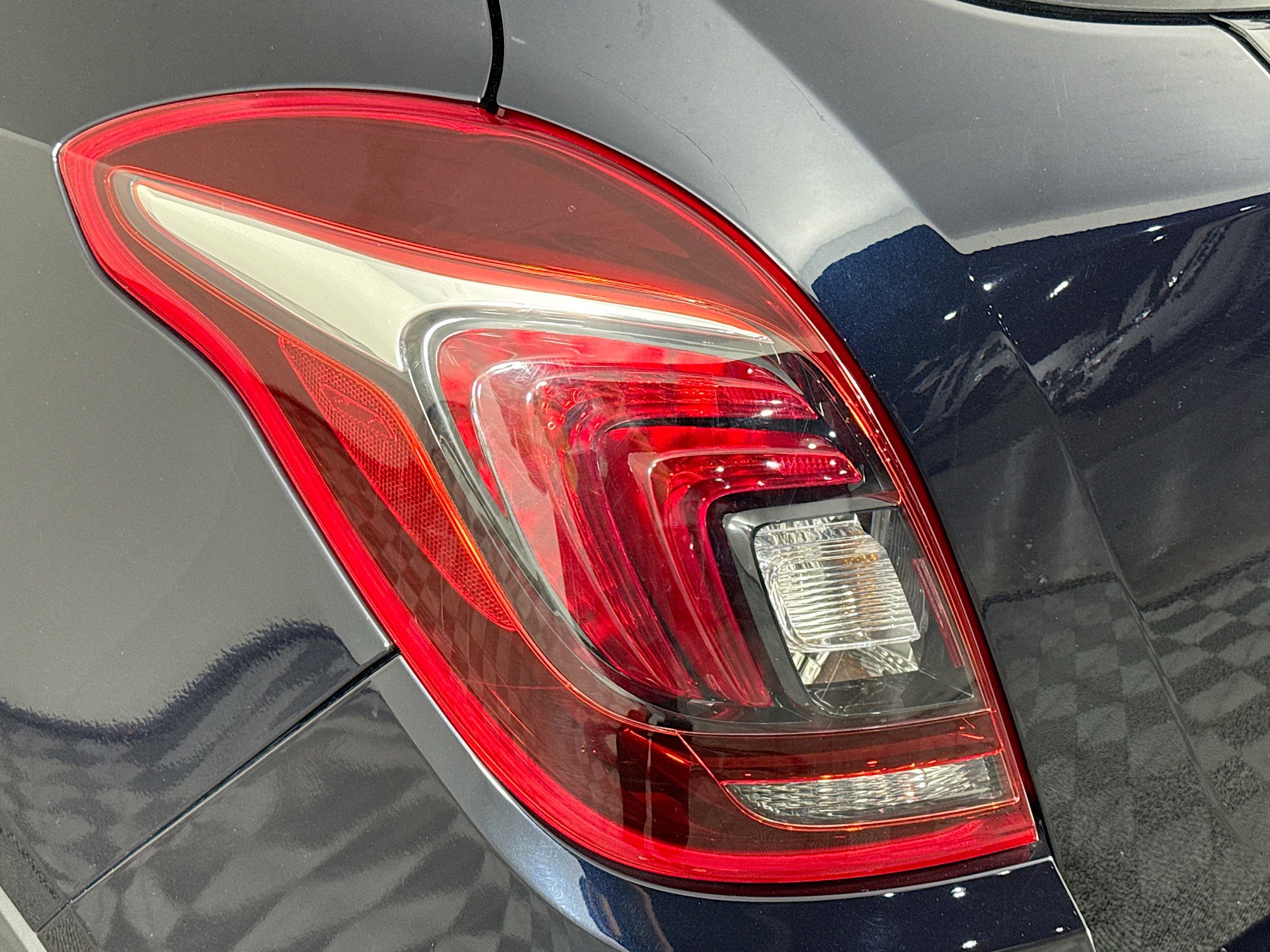 Used 2022 Buick Encore Preferred w/ Safety Package AWD/4WD image 35