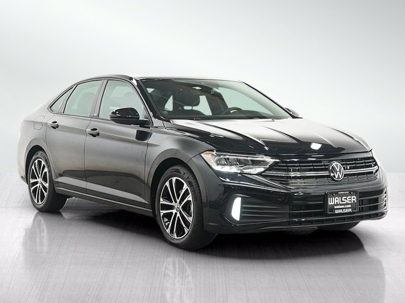 Used 2023 Volkswagen Jetta Sport FWD image 7