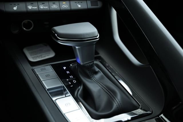 New 2026 Hyundai Elantra Limited FWD image 14