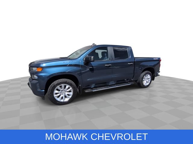 Certified 2020 Chevrolet Silverado 1500 Custom w/ Custom Value Package AWD/4WD image 4