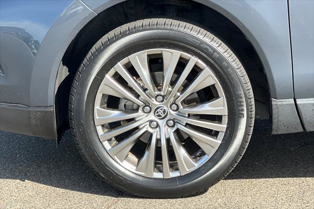 Certified 2021 Toyota Venza Limited AWD/4WD image 33