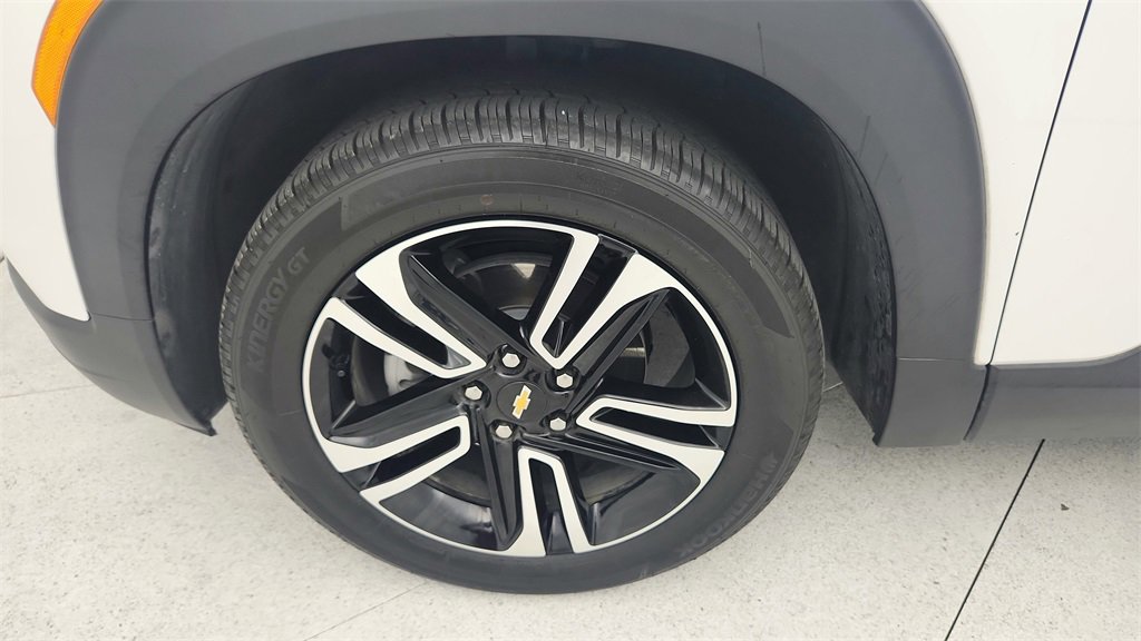 Certified 2024 Chevrolet TrailBlazer LT w/ Driver Confidence Package image 28