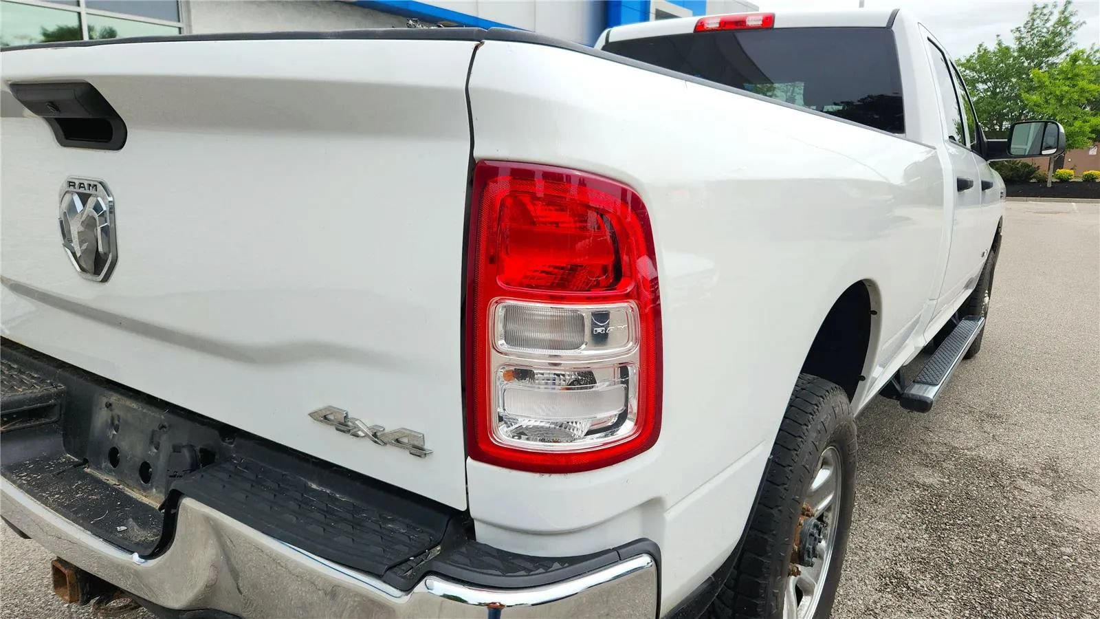 Used 2021 RAM 3500 Tradesman w/ Chrome Appearance Group AWD/4WD image 11