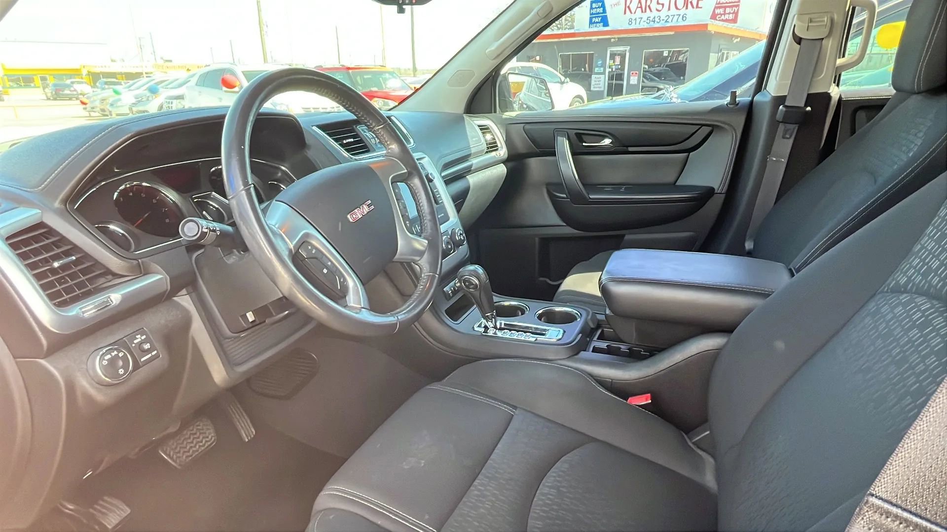 Used 2014 GMC Acadia SLE image 3