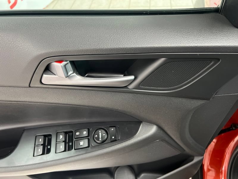 Used 2017 Hyundai Tucson Sport w/ Cargo Package AWD/4WD image 20