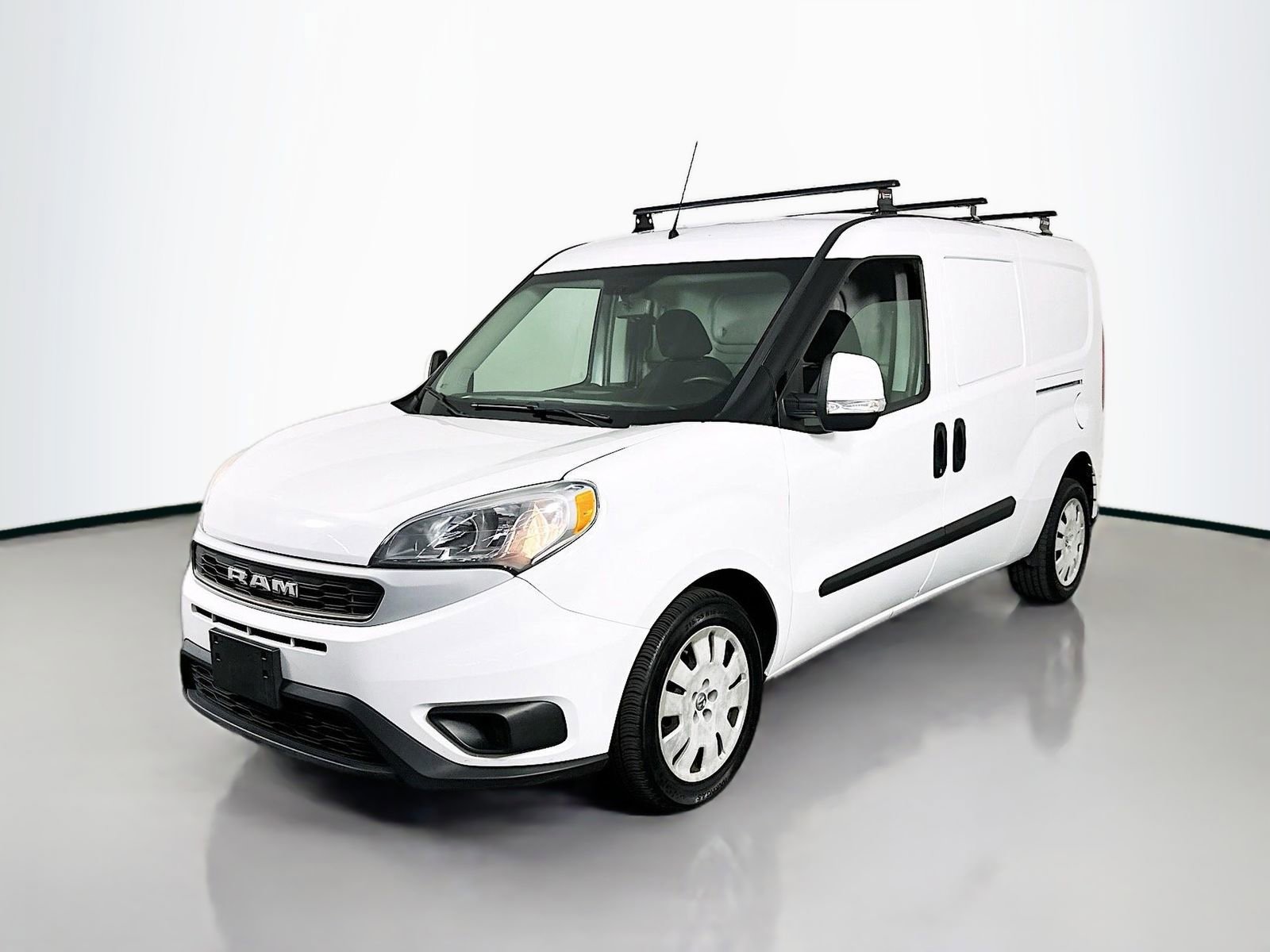 Used 2019 RAM ProMaster City Tradesman SLT FWD image 3