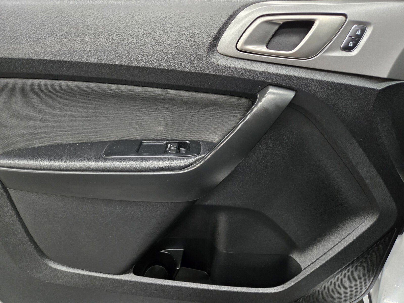 Used 2020 Ford Ranger XLT w/ Equipment Group 301A Mid image 12