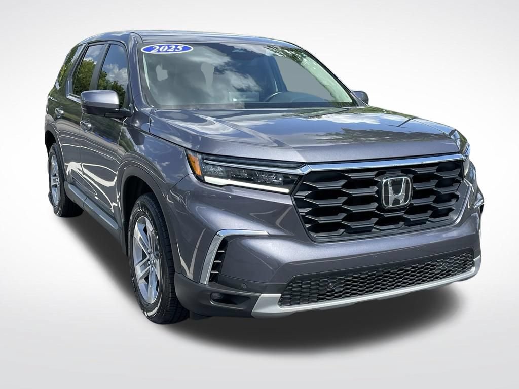 Certified 2025 Honda Pilot EX-L image 8