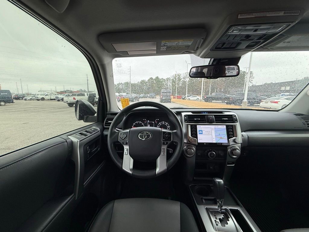 Used 2021 Toyota 4Runner SR5 Premium image 13