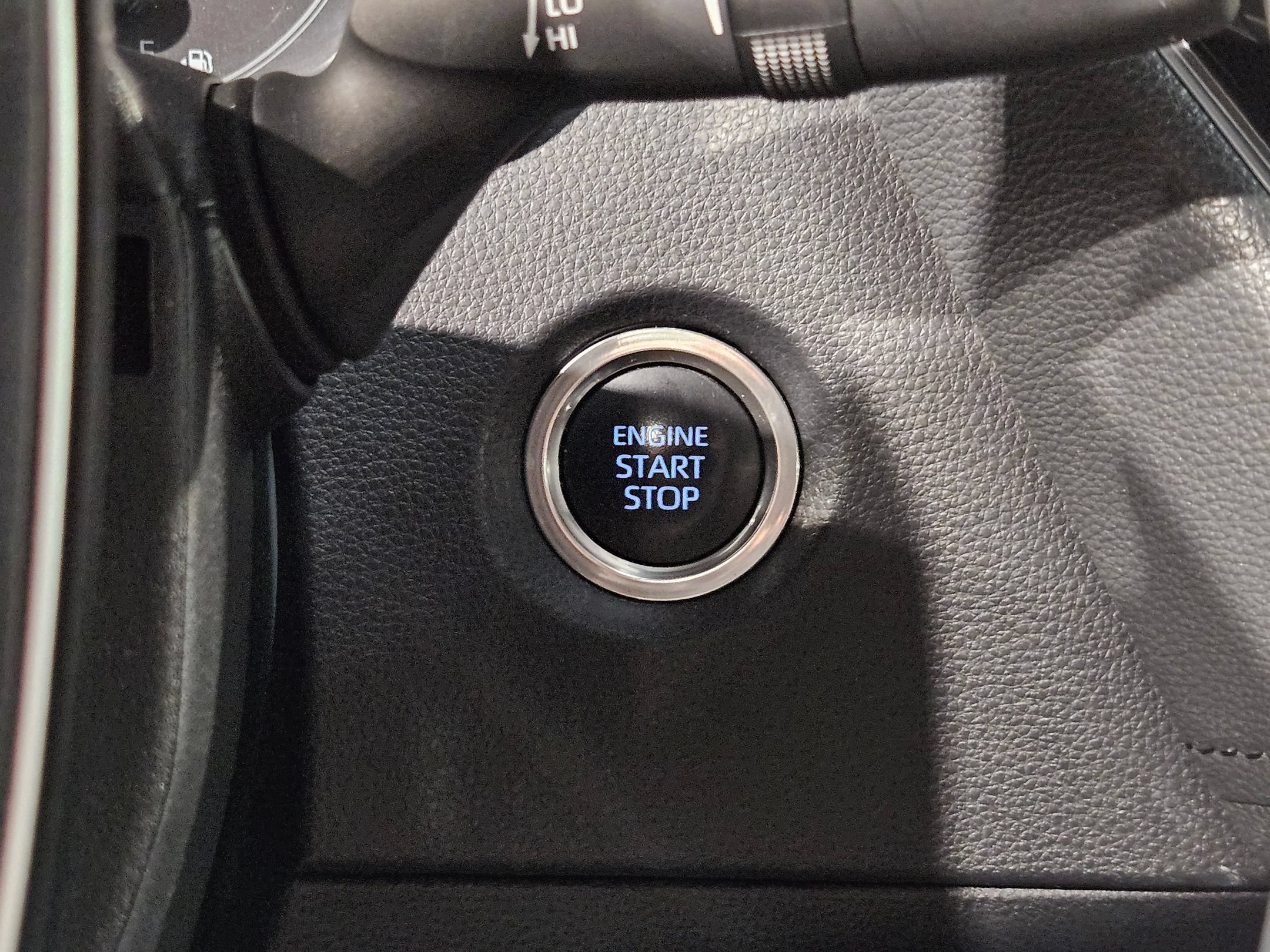 Used 2025 Toyota Corolla SE FWD image 32