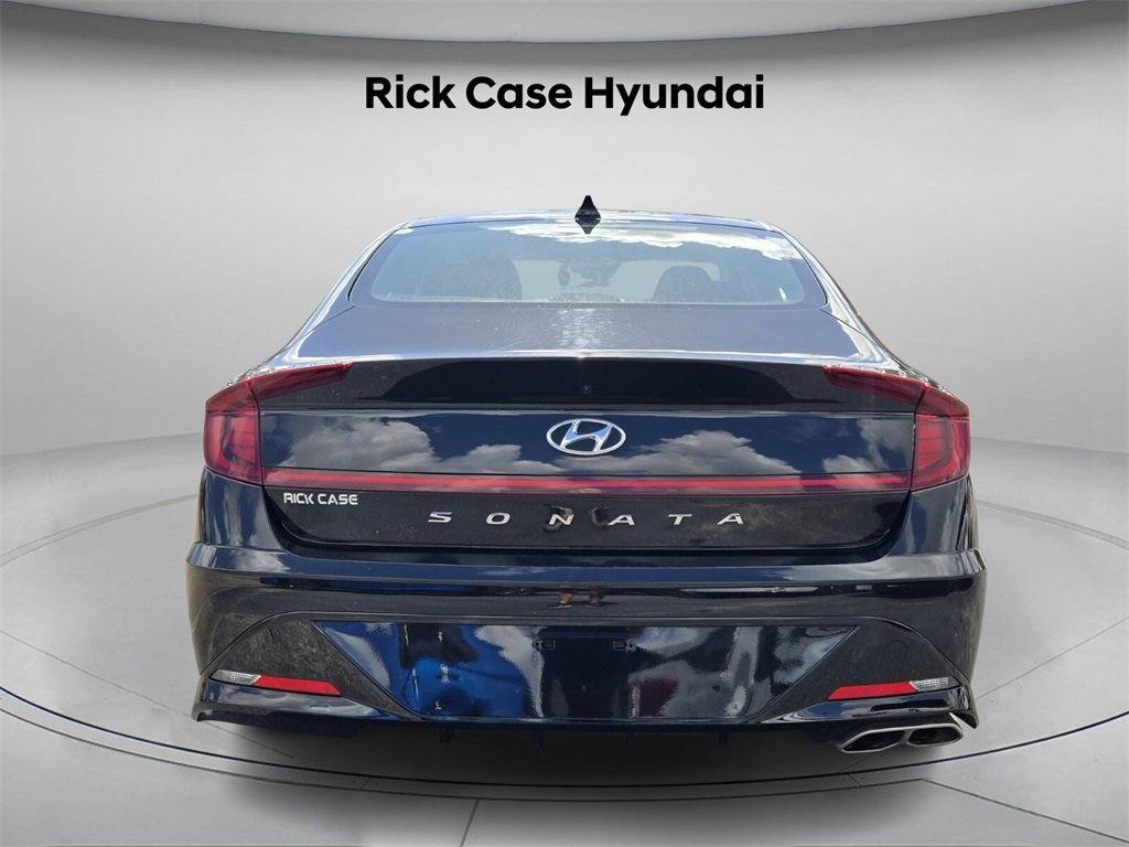 Certified 2022 Hyundai Sonata SEL w/ Preferred Accessory Package image 6