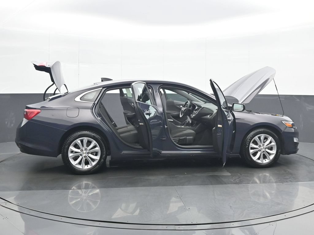 Used 2025 Chevrolet Malibu LT FWD image 36