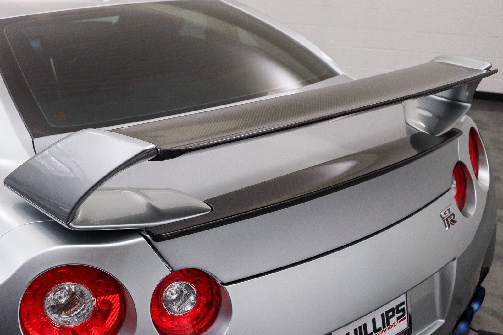Used 2009 Nissan GT-R Premium AWD/4WD image 28