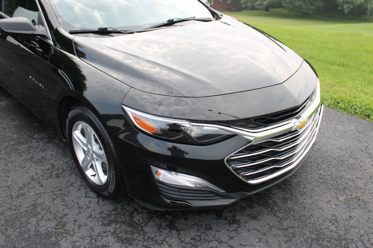 Used 2022 Chevrolet Malibu LS FWD image 4