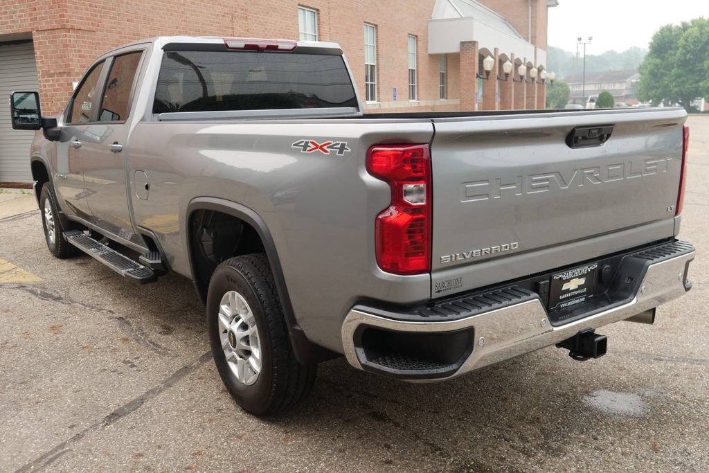 Used 2025 Chevrolet Silverado 2500 LT w/ Safety Package AWD/4WD image 6