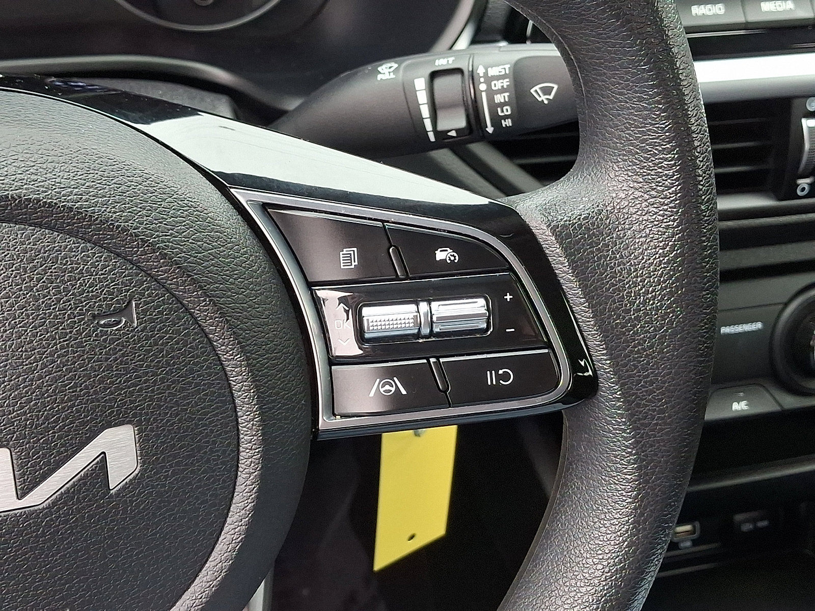 Used 2022 Kia Forte LXS image 21