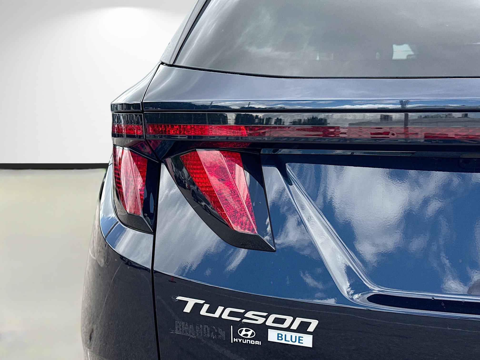 Used 2025 Hyundai Tucson Blue AWD/4WD image 11