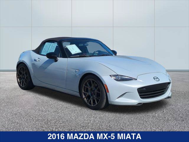 Used 2016 MAZDA MX-5 Miata Club RWD image 7