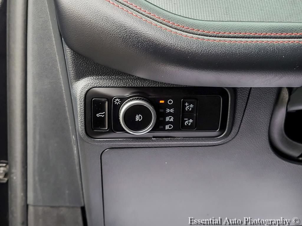 Used 2025 Ford Explorer ST-Line w/ ST-Line Street Pack AWD/4WD image 15