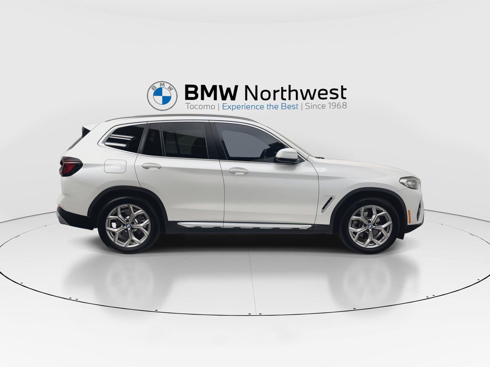 Used 2023 BMW X3 xDrive30i w/ Convenience Package w/ZPA AWD/4WD image 5
