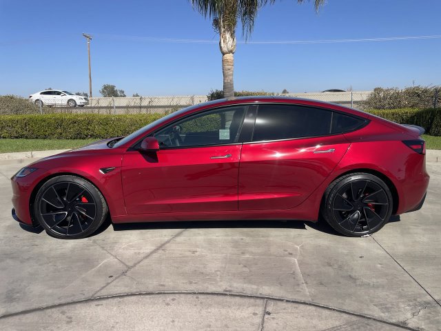Used 2024 Tesla Model 3 Performance AWD/4WD image 5