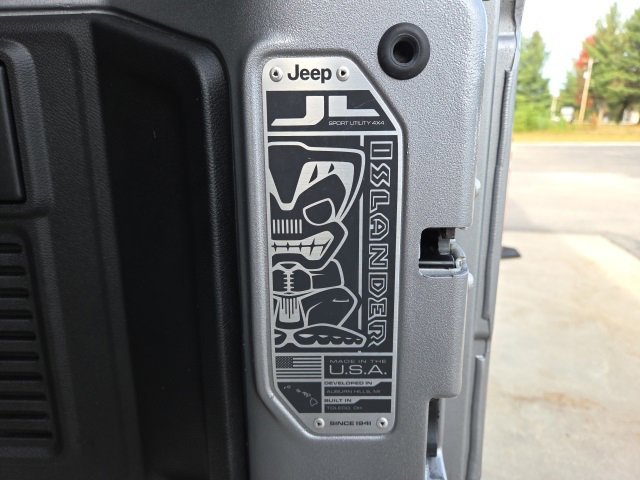 Used 2021 Jeep Wrangler Unlimited Islander w/ Uconnect 4C Nav & Sound Group image 48