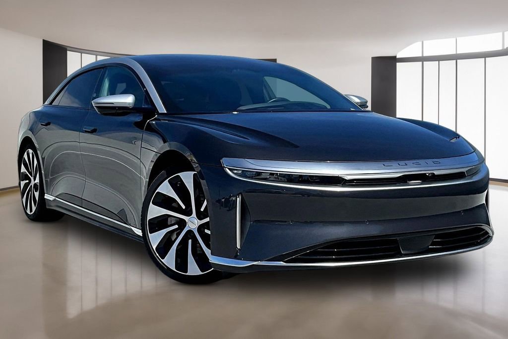 Used 2023 Lucid Air Grand Touring image 3