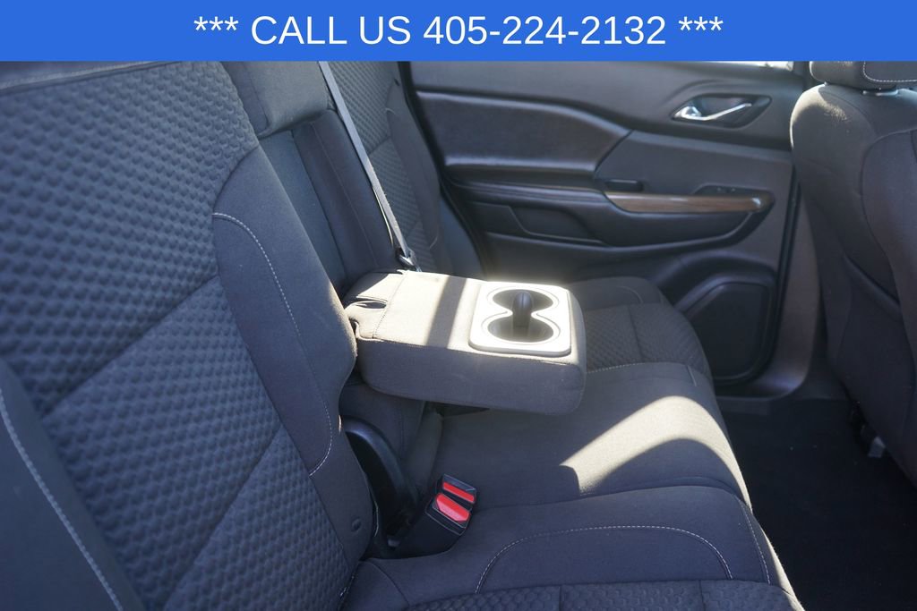 Used 2019 GMC Acadia SLE image 26