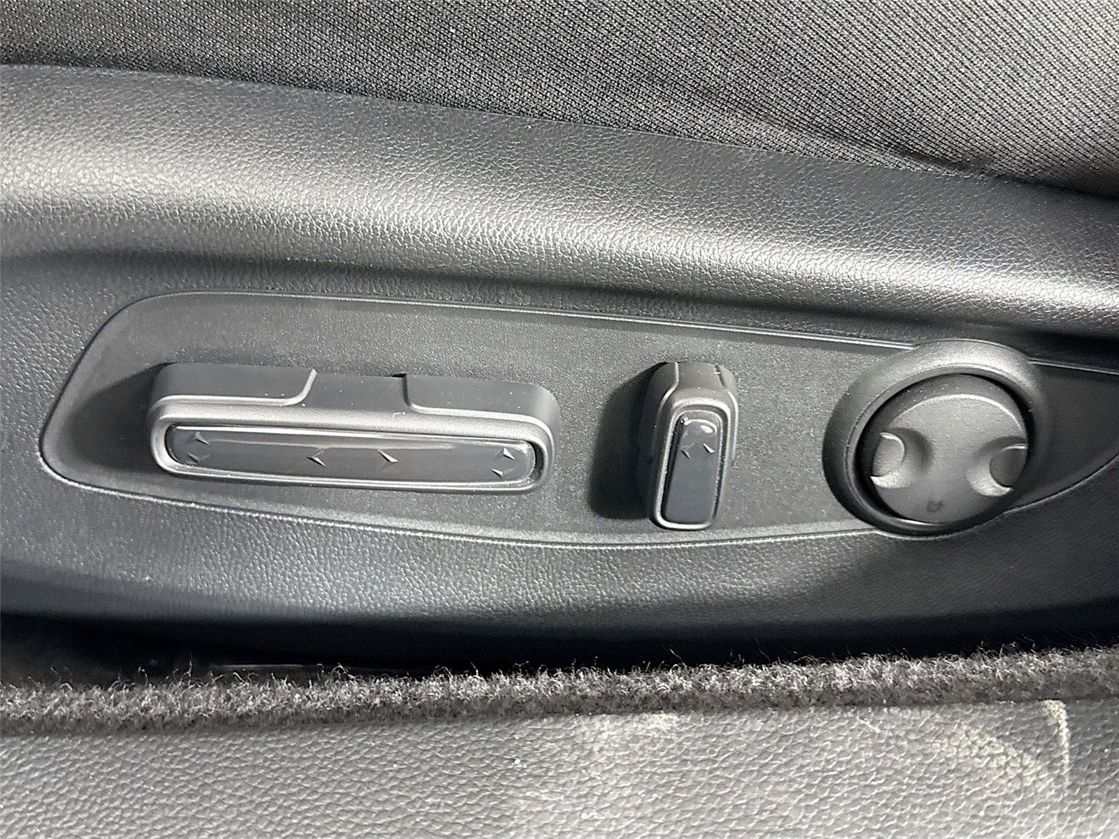 Used 2025 Honda Accord Sport image 26