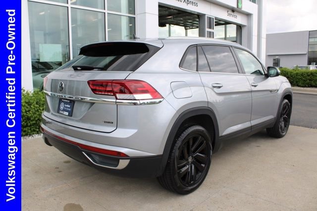 Used 2023 Volkswagen Atlas Cross Sport SE w/ Black Wheel Package AWD/4WD image 6