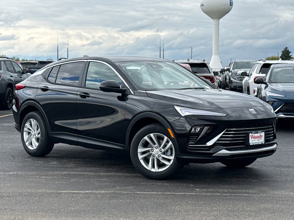 New 2026 Buick Envista Preferred FWD image 2
