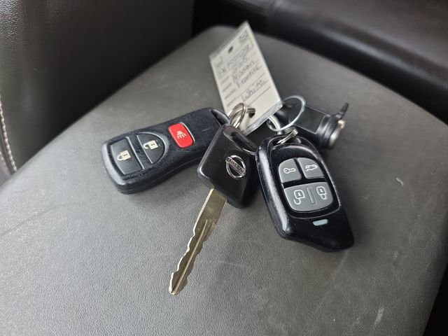 Used 2015 Nissan Frontier PRO-4X w/ Pro-4x Luxury Package image 32