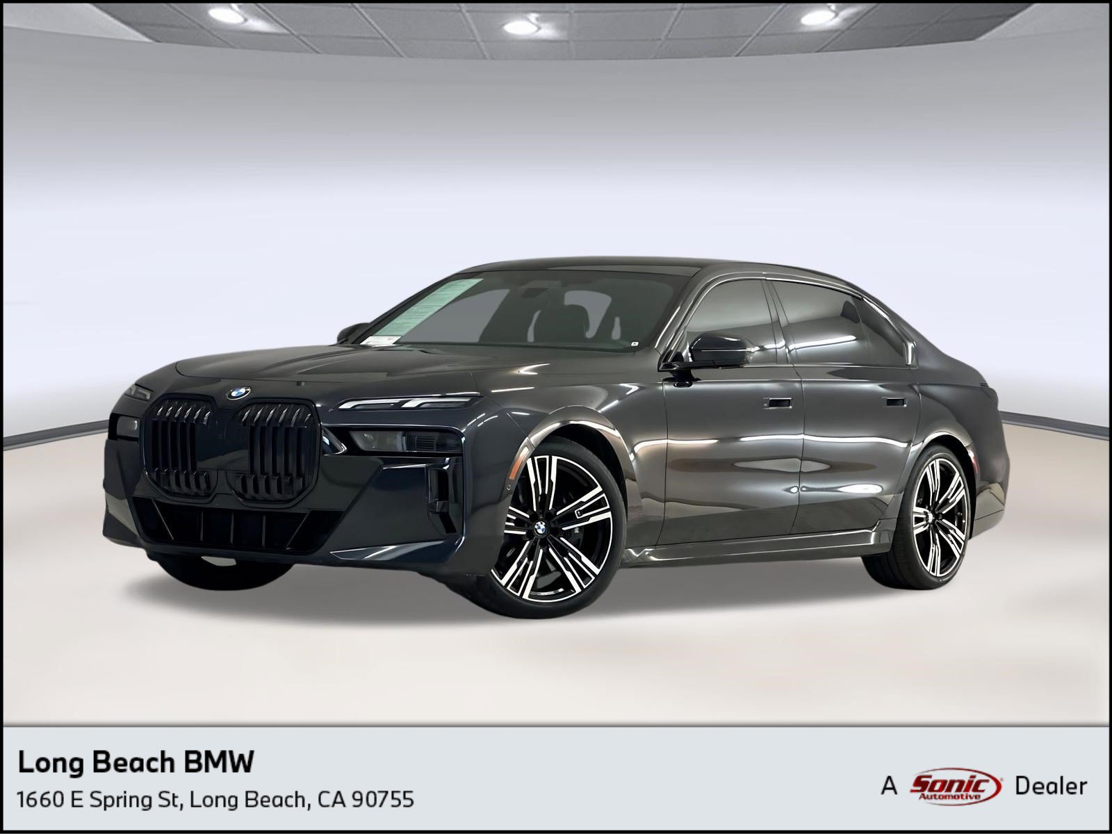 Certified 2023 BMW 740i RWD image 1