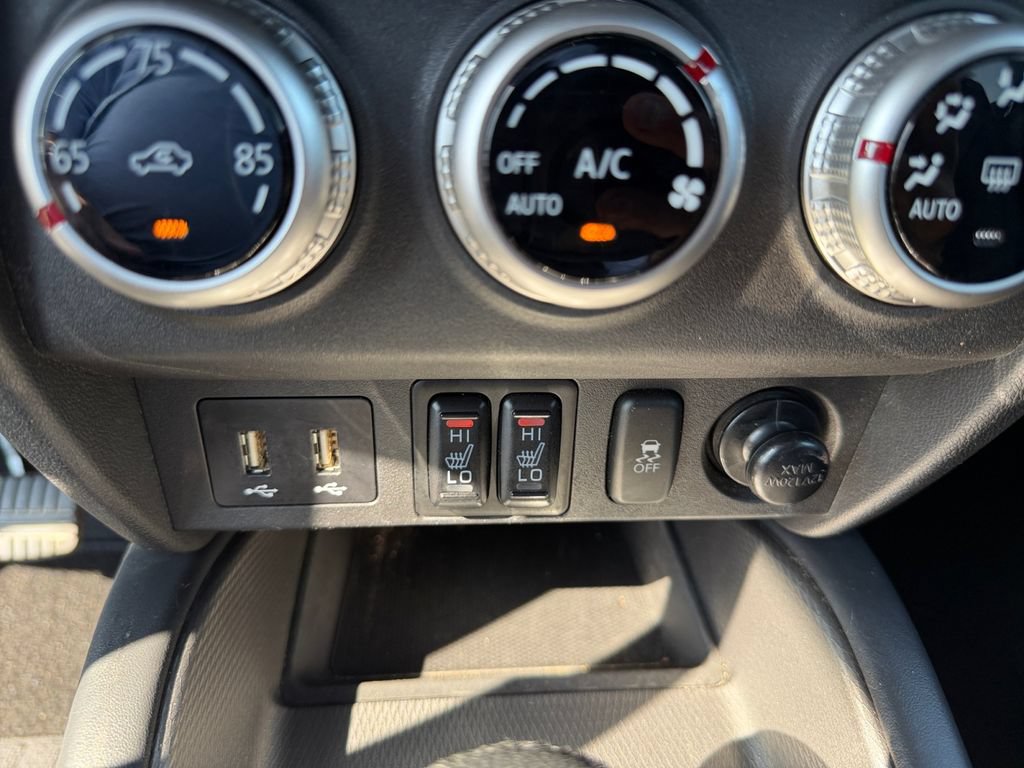 Used 2024 Mitsubishi Outlander Sport SE AWD/4WD image 29