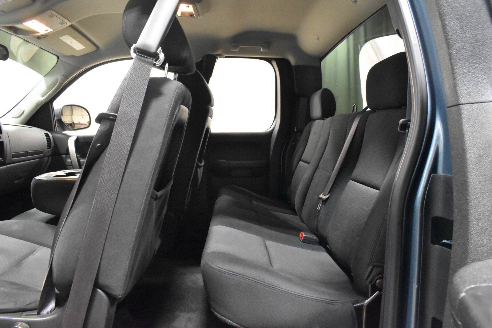 Used 2011 Chevrolet Silverado 1500 LS RWD image 4