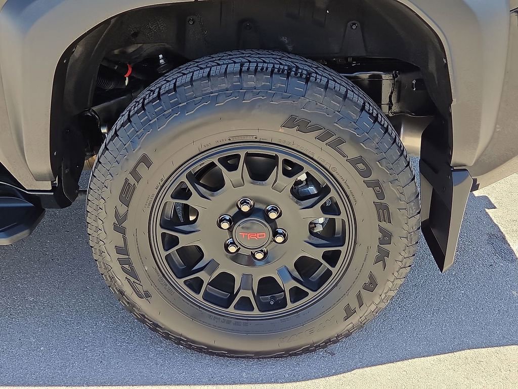 Used 2025 Toyota 4Runner TRD Off-Road Premium AWD/4WD image 10